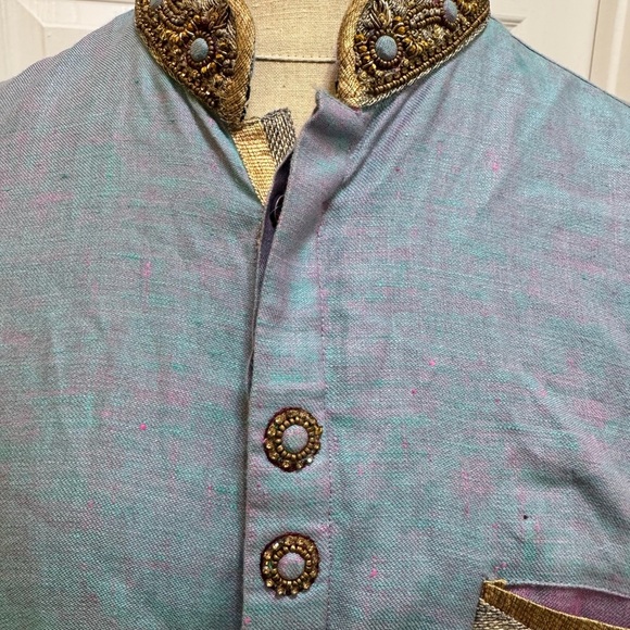 Morison mens Embroidered Blue Top with Gold Accents - Picture 1 of 11